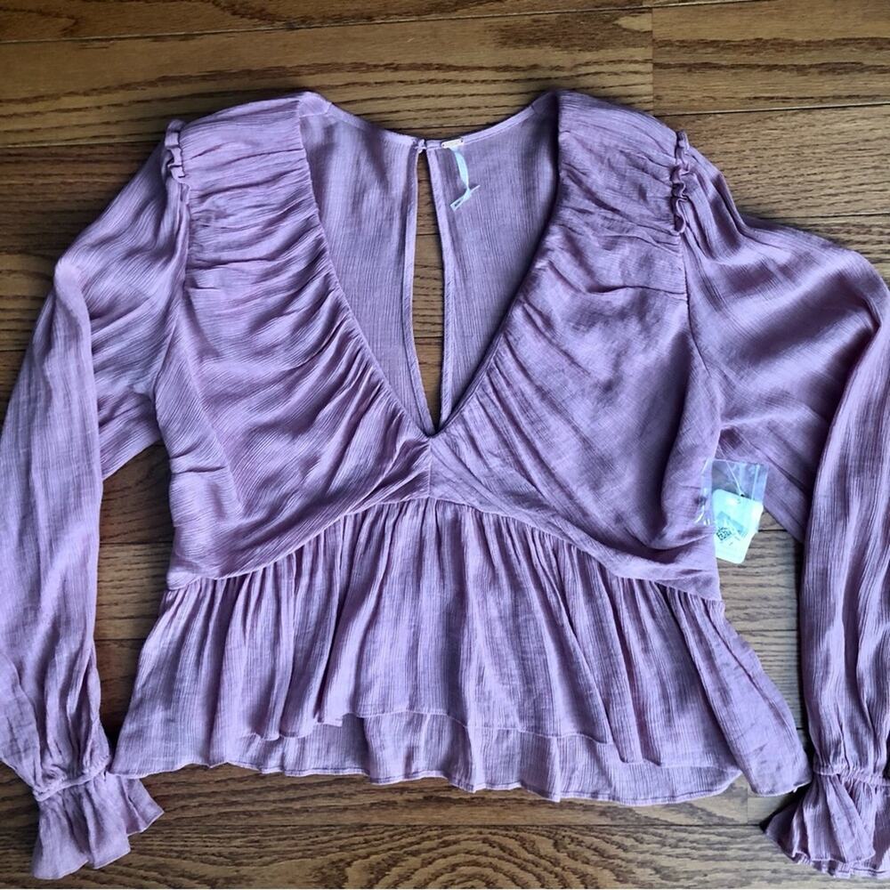 Free People Daia Dusty pink v-neck ruffle bell sleeve blouse Women’s Size M NWT - Picture 5 of 15